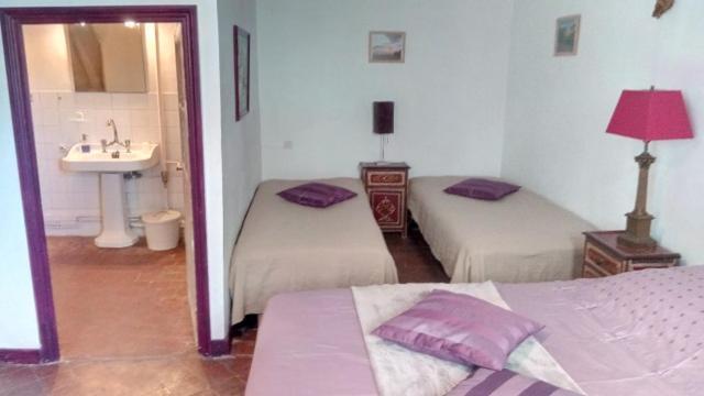 Chambres Et Table D'Hotes Au Brabo Mormoiron Exterior photo