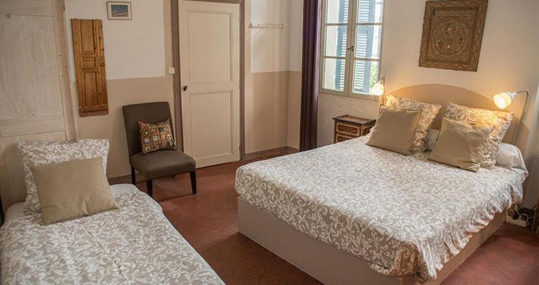 Chambres Et Table D'Hotes Au Brabo Mormoiron Exterior photo
