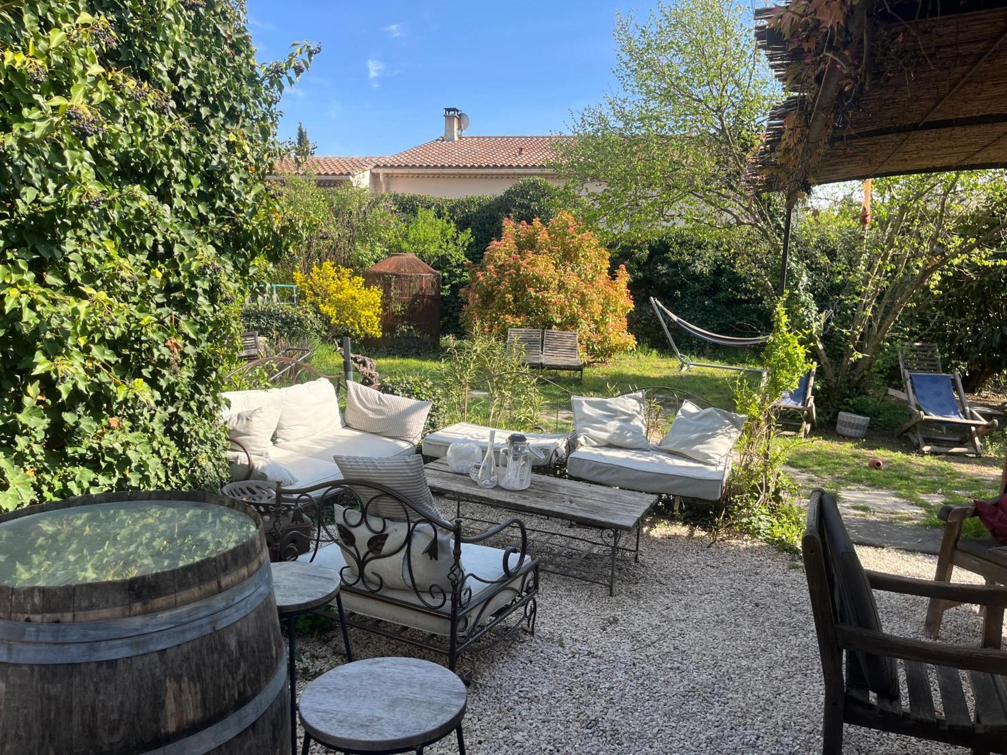 Chambres Et Table D'Hotes Au Brabo Mormoiron Exterior photo