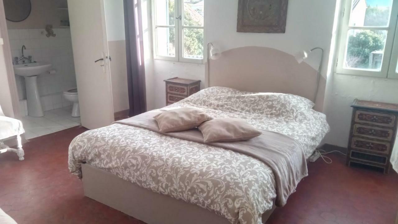 Chambres Et Table D'Hotes Au Brabo Mormoiron Exterior photo
